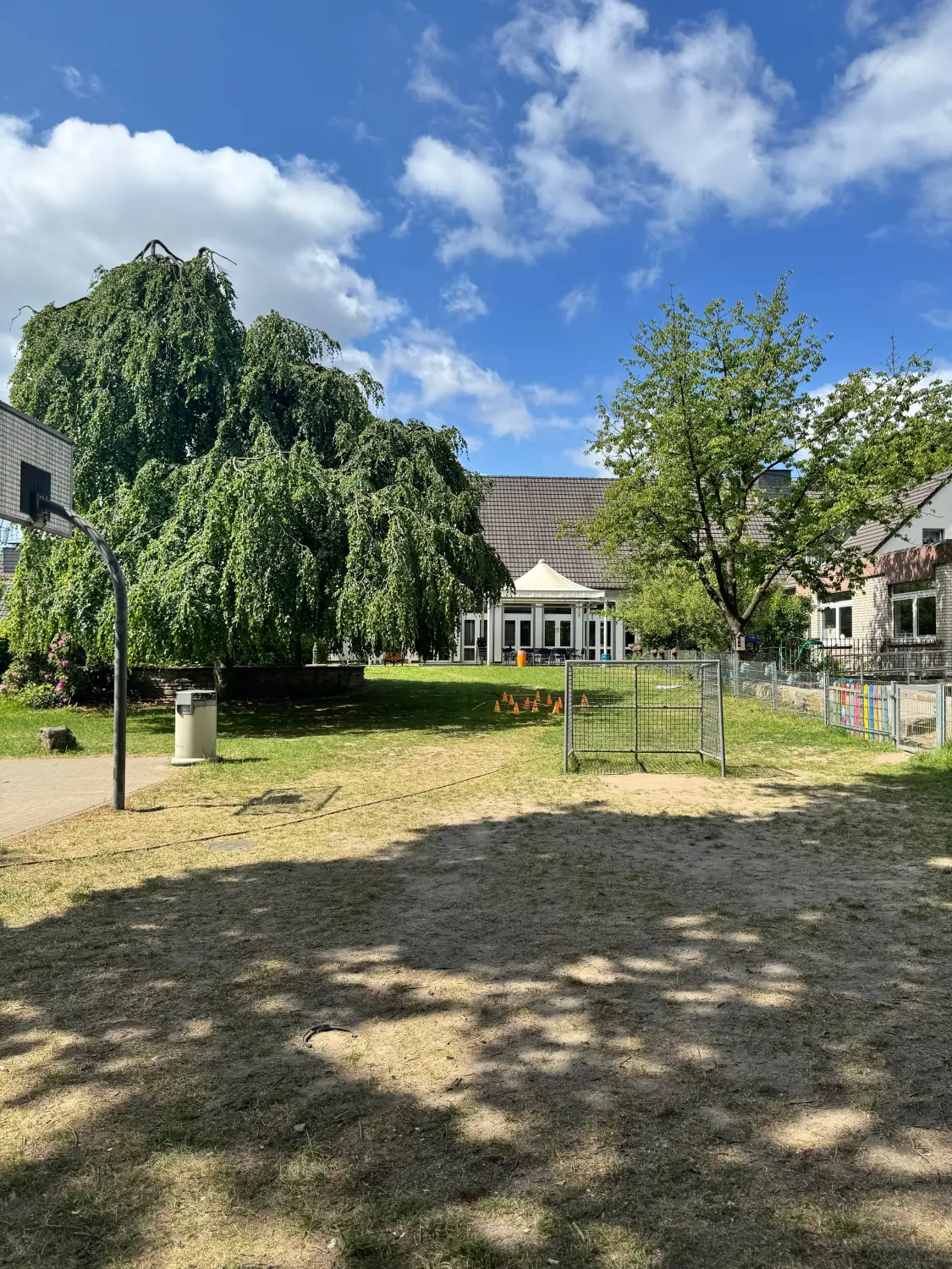 .t.m.-therapie.tier.mensch.de UG haftungsbeschränkt - Therapeut - Garten